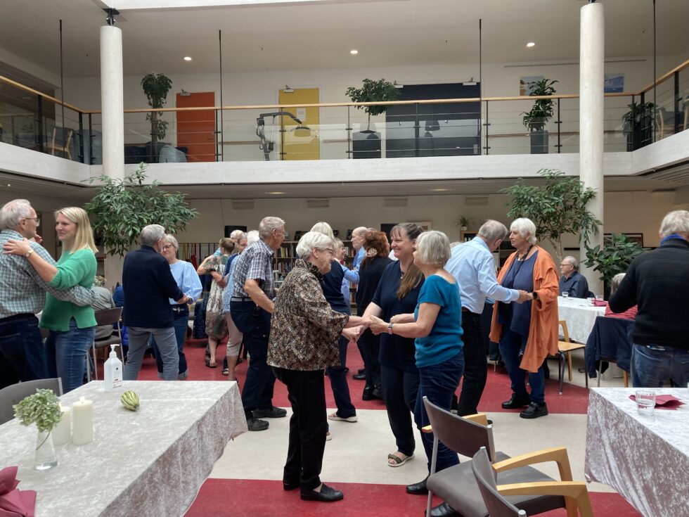 Aeldre-underholdning-i-skanderborg-kommune-stella-care